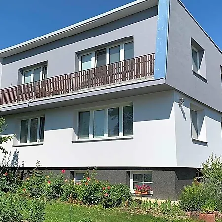 Milada イン Klecany