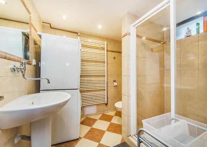 Milada Inn Klecany